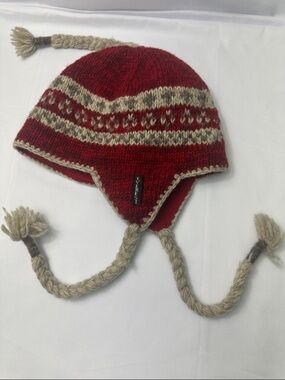 EVEREST DESIGNS Sherpa Earflap Hat - Hand Knit 100% Wool red/gray